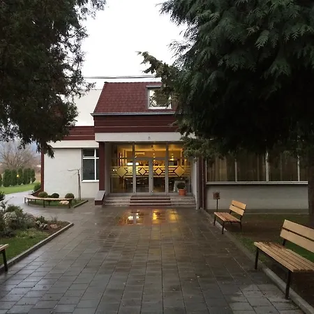 Prenociste Gazela 住宿加早餐酒店