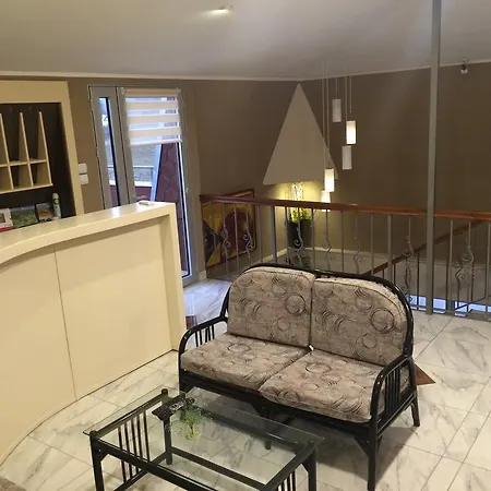 住宿加早餐酒店 Prenociste Gazela 4*