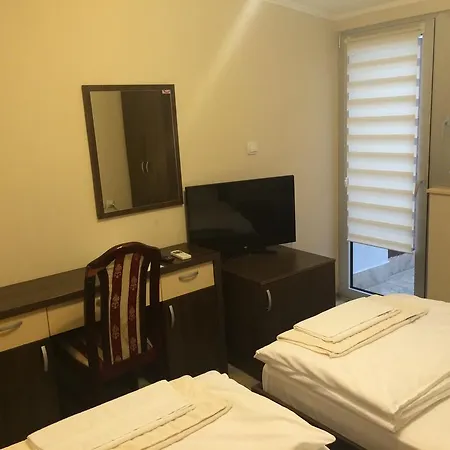 住宿加早餐酒店 Prenociste Gazela 皮罗特