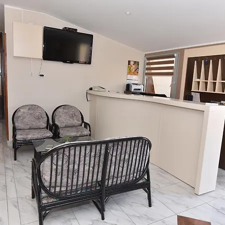 Bed and Breakfast Prenociste Gazela Πίροτ